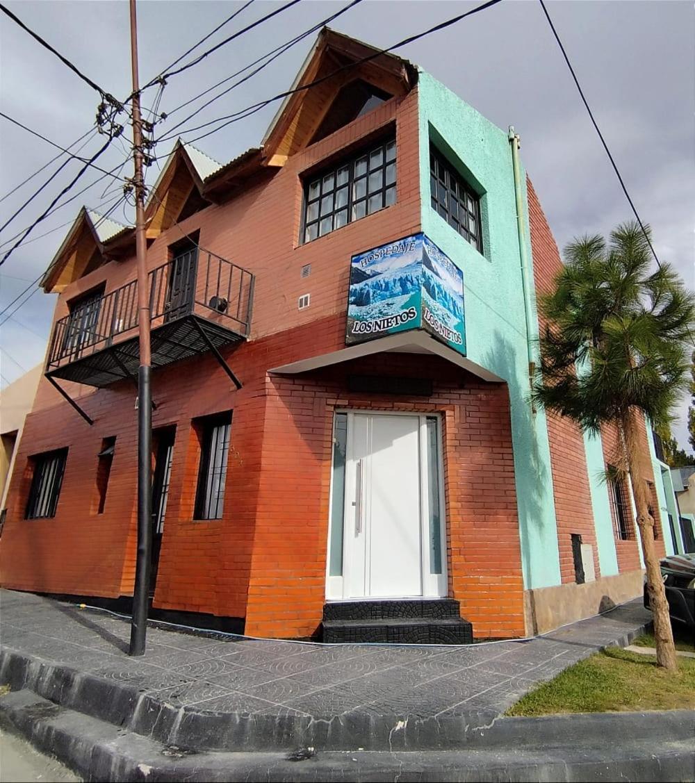 A Pousada Hospedaje Los Nietos El Calafate Exterior foto